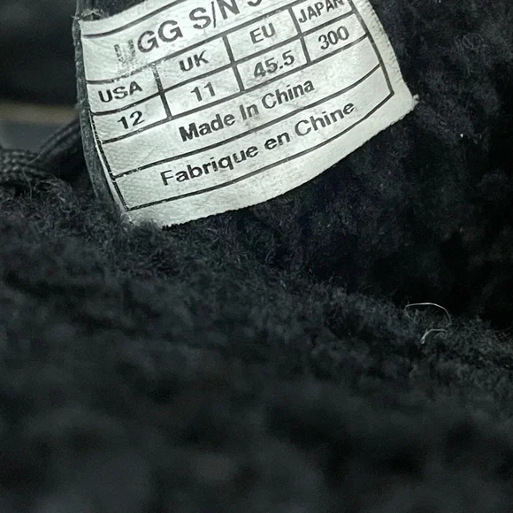 UGG Men's Butte boots in black waterproof leather size 12 - Picture 14 of 16